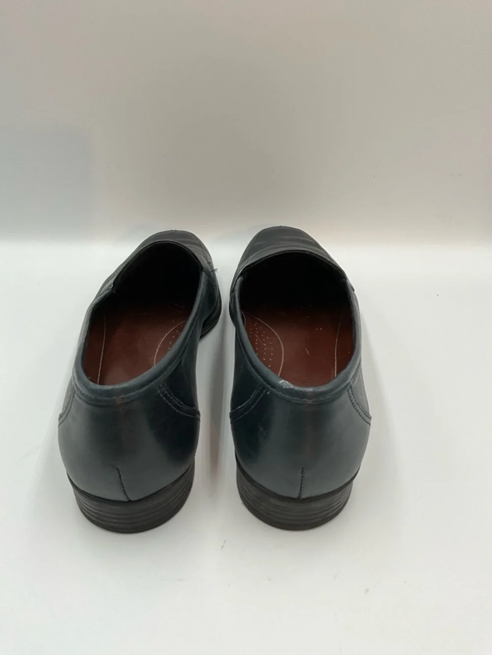 Naturalizer Loafers Size 8 Dark Blue Leather Slip-On Loafers